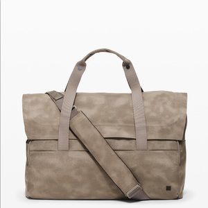 LULULEMON unisex duffelbag